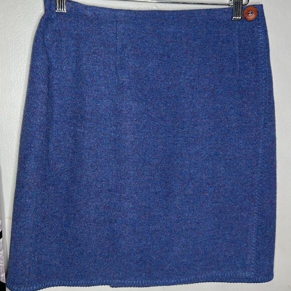 Ann Taylor wrap style wool blend mini skirt, size medium - Picture 4 of 7